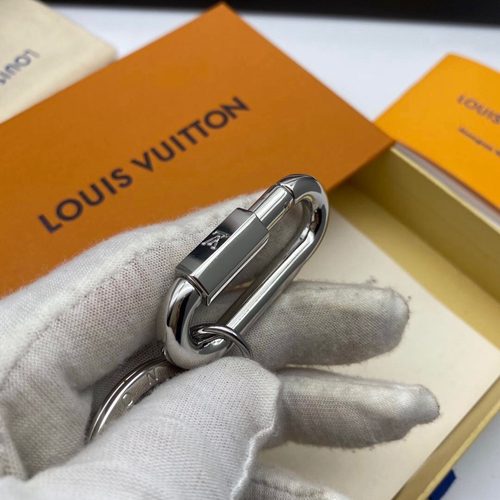 ブランドキーホルダー角部分ディテール